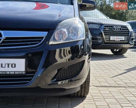 Черный Опель Зафира, объемом двигателя 2.2 л и пробегом 165 тыс. км за 8699 $, фото 6 на Automoto.ua