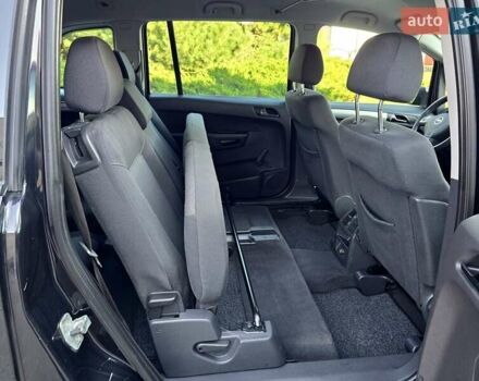 Чорний Опель Зафіра, об'ємом двигуна 1.8 л та пробігом 230 тис. км за 6300 $, фото 84 на Automoto.ua
