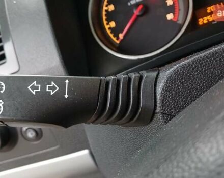 Черный Опель Зафира, объемом двигателя 1.6 л и пробегом 225 тыс. км за 6700 $, фото 15 на Automoto.ua