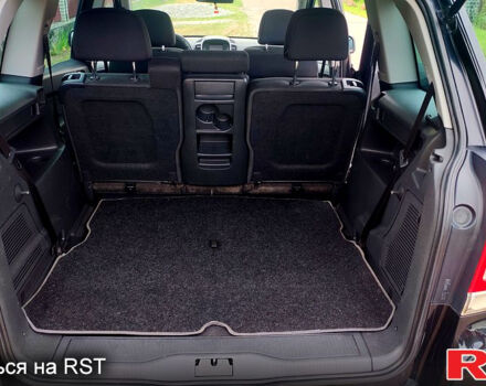 Черный Опель Зафира, объемом двигателя 1.6 л и пробегом 231 тыс. км за 6950 $, фото 13 на Automoto.ua