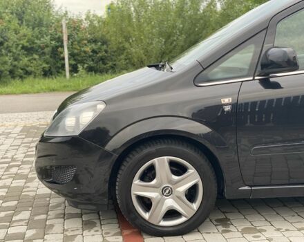 Чорний Опель Зафіра, об'ємом двигуна 1.6 л та пробігом 243 тис. км за 6850 $, фото 4 на Automoto.ua