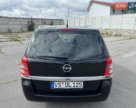 Черный Опель Зафира, объемом двигателя 1.8 л и пробегом 186 тыс. км за 7200 $, фото 12 на Automoto.ua