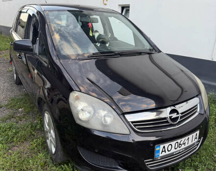 Чорний Опель Зафіра, об'ємом двигуна 1.8 л та пробігом 260 тис. км за 6700 $, фото 4 на Automoto.ua