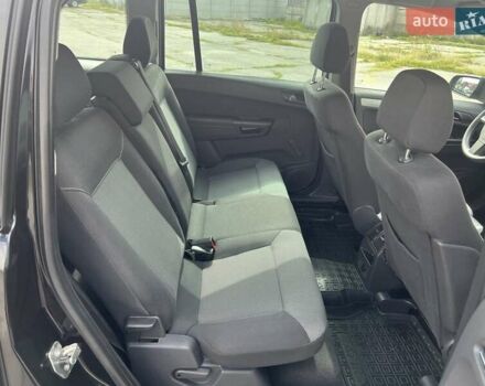 Черный Опель Зафира, объемом двигателя 1.8 л и пробегом 186 тыс. км за 7200 $, фото 28 на Automoto.ua