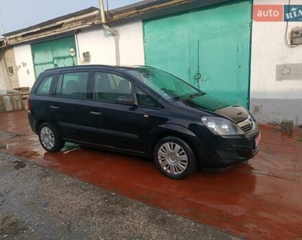 Чорний Опель Зафіра, об'ємом двигуна 0 л та пробігом 260 тис. км за 5700 $, фото 2 на Automoto.ua