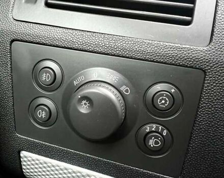 Чорний Опель Зафіра, об'ємом двигуна 0 л та пробігом 250 тис. км за 6899 $, фото 12 на Automoto.ua