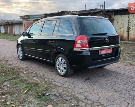 Черный Опель Зафира, объемом двигателя 1.6 л и пробегом 225 тыс. км за 6700 $, фото 1 на Automoto.ua