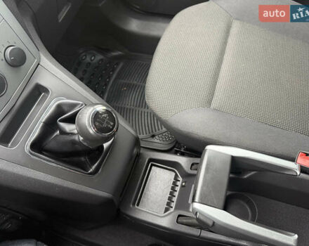 Черный Опель Зафира, объемом двигателя 1.6 л и пробегом 201 тыс. км за 7100 $, фото 33 на Automoto.ua