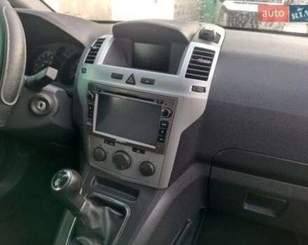 Чорний Опель Зафіра, об'ємом двигуна 0 л та пробігом 260 тис. км за 5700 $, фото 17 на Automoto.ua