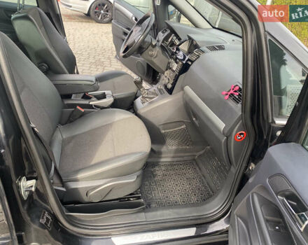 Черный Опель Зафира, объемом двигателя 1.7 л и пробегом 214 тыс. км за 6900 $, фото 13 на Automoto.ua