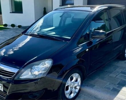 Чорний Опель Зафіра, об'ємом двигуна 1.9 л та пробігом 182 тис. км за 2300 $, фото 3 на Automoto.ua