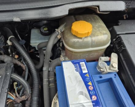 Черный Опель Зафира, объемом двигателя 1.8 л и пробегом 201 тыс. км за 6950 $, фото 19 на Automoto.ua