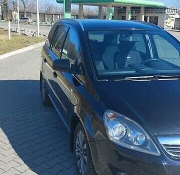 Черный Опель Зафира, объемом двигателя 1.7 л и пробегом 220 тыс. км за 7200 $, фото 12 на Automoto.ua