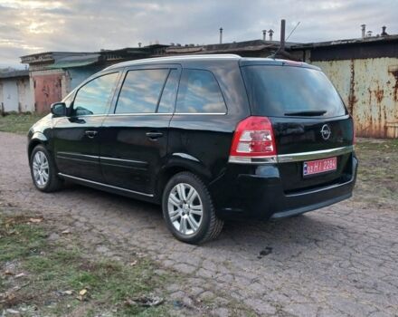 Черный Опель Зафира, объемом двигателя 0 л и пробегом 225 тыс. км за 6600 $, фото 3 на Automoto.ua