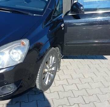 Черный Опель Зафира, объемом двигателя 1.7 л и пробегом 220 тыс. км за 7200 $, фото 26 на Automoto.ua