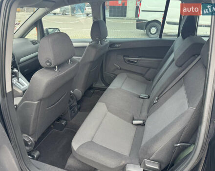 Черный Опель Зафира, объемом двигателя 2.2 л и пробегом 260 тыс. км за 6900 $, фото 10 на Automoto.ua