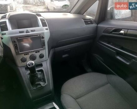 Чорний Опель Зафіра, об'ємом двигуна 0 л та пробігом 260 тис. км за 5700 $, фото 15 на Automoto.ua