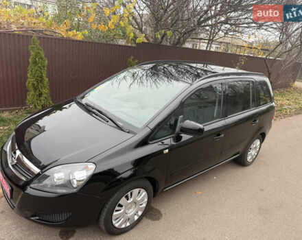 Черный Опель Зафира, объемом двигателя 1.6 л и пробегом 201 тыс. км за 7100 $, фото 12 на Automoto.ua