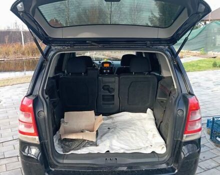 Чорний Опель Зафіра, об'ємом двигуна 1.8 л та пробігом 215 тис. км за 6500 $, фото 5 на Automoto.ua