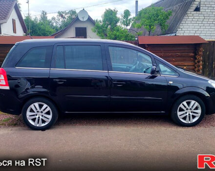 Черный Опель Зафира, объемом двигателя 1.6 л и пробегом 231 тыс. км за 6950 $, фото 3 на Automoto.ua