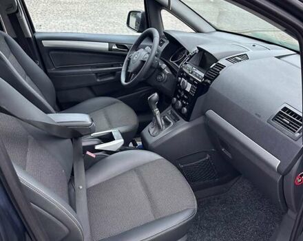 Чорний Опель Зафіра, об'ємом двигуна 1.8 л та пробігом 220 тис. км за 7000 $, фото 11 на Automoto.ua