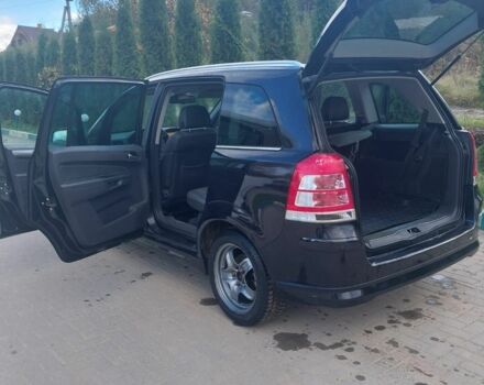 Черный Опель Зафира, объемом двигателя 1.7 л и пробегом 305 тыс. км за 7000 $, фото 1 на Automoto.ua