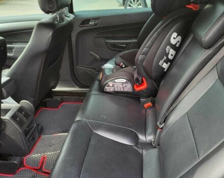 Черный Опель Зафира, объемом двигателя 1.7 л и пробегом 256 тыс. км за 6000 $, фото 2 на Automoto.ua