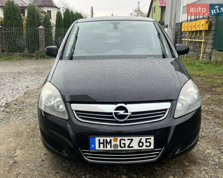 Черный Опель Зафира, объемом двигателя 1.7 л и пробегом 215 тыс. км за 6999 $, фото 1 на Automoto.ua