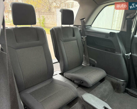 Черный Опель Зафира, объемом двигателя 1.6 л и пробегом 201 тыс. км за 7100 $, фото 57 на Automoto.ua