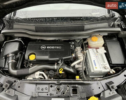 Черный Опель Зафира, объемом двигателя 1.7 л и пробегом 215 тыс. км за 6999 $, фото 17 на Automoto.ua