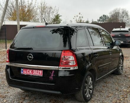 Черный Опель Зафира, объемом двигателя 1.7 л и пробегом 254 тыс. км за 7500 $, фото 4 на Automoto.ua
