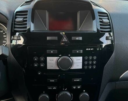 Черный Опель Зафира, объемом двигателя 1.7 л и пробегом 280 тыс. км за 7000 $, фото 11 на Automoto.ua