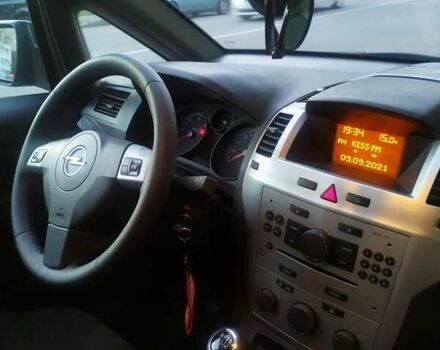 Чорний Опель Зафіра, об'ємом двигуна 1.69 л та пробігом 279 тис. км за 6999 $, фото 6 на Automoto.ua