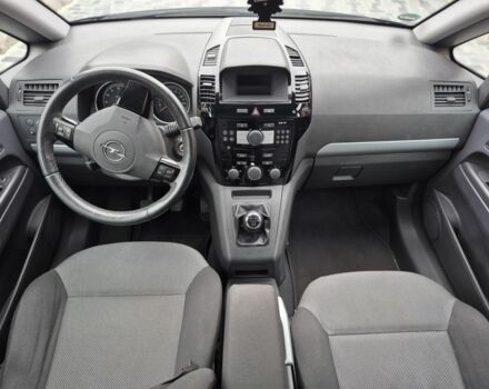 Черный Опель Зафира, объемом двигателя 1.8 л и пробегом 201 тыс. км за 6950 $, фото 9 на Automoto.ua