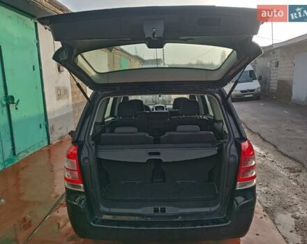 Чорний Опель Зафіра, об'ємом двигуна 0 л та пробігом 260 тис. км за 5700 $, фото 6 на Automoto.ua