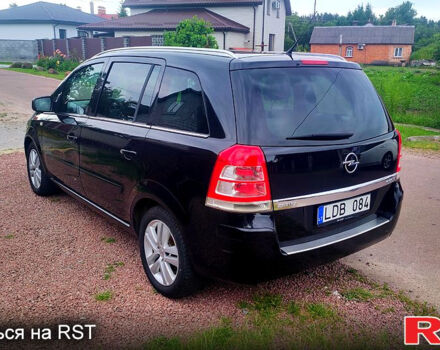 Черный Опель Зафира, объемом двигателя 1.6 л и пробегом 231 тыс. км за 6950 $, фото 6 на Automoto.ua