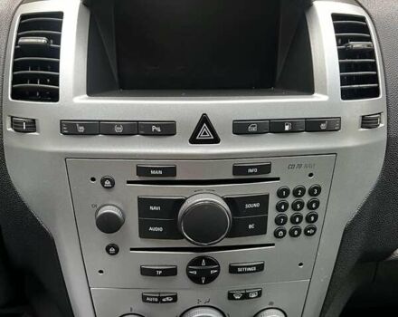 Чорний Опель Зафіра, об'ємом двигуна 0 л та пробігом 250 тис. км за 6899 $, фото 9 на Automoto.ua