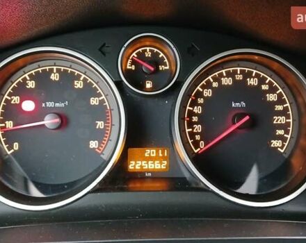 Черный Опель Зафира, объемом двигателя 1.6 л и пробегом 225 тыс. км за 6700 $, фото 17 на Automoto.ua