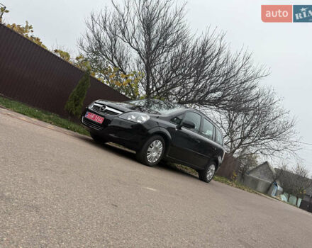Черный Опель Зафира, объемом двигателя 1.6 л и пробегом 201 тыс. км за 7100 $, фото 16 на Automoto.ua