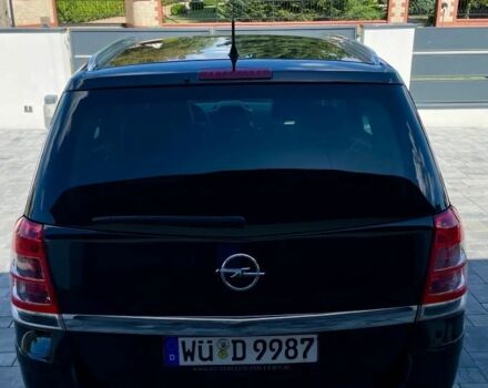 Чорний Опель Зафіра, об'ємом двигуна 1.9 л та пробігом 182 тис. км за 2300 $, фото 10 на Automoto.ua