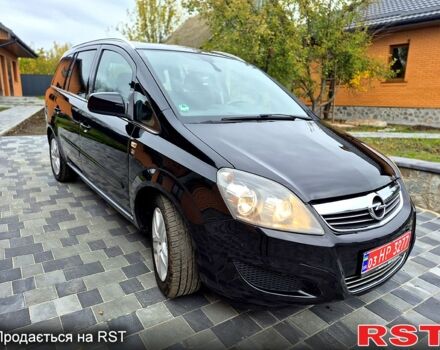 Черный Опель Зафира, объемом двигателя 1.8 л и пробегом 201 тыс. км за 6950 $, фото 1 на Automoto.ua