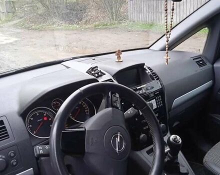 Чорний Опель Зафіра, об'ємом двигуна 1.69 л та пробігом 245 тис. км за 7200 $, фото 2 на Automoto.ua