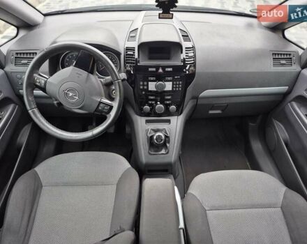 Чорний Опель Зафіра, об'ємом двигуна 1.8 л та пробігом 201 тис. км за 6990 $, фото 22 на Automoto.ua