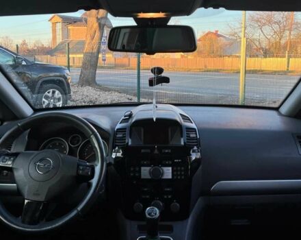 Черный Опель Зафира, объемом двигателя 1.7 л и пробегом 280 тыс. км за 7000 $, фото 9 на Automoto.ua