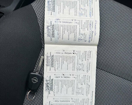 Черный Опель Зафира, объемом двигателя 2.2 л и пробегом 260 тыс. км за 6900 $, фото 12 на Automoto.ua