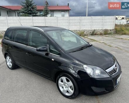 Черный Опель Зафира, объемом двигателя 1.8 л и пробегом 186 тыс. км за 7200 $, фото 6 на Automoto.ua