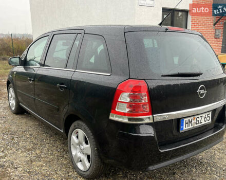 Черный Опель Зафира, объемом двигателя 1.7 л и пробегом 215 тыс. км за 6999 $, фото 6 на Automoto.ua