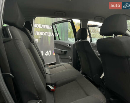 Черный Опель Зафира, объемом двигателя 0 л и пробегом 265 тыс. км за 6500 $, фото 15 на Automoto.ua