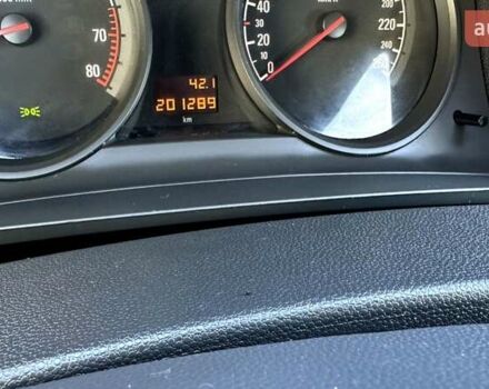 Черный Опель Зафира, объемом двигателя 1.6 л и пробегом 200 тыс. км за 6550 $, фото 6 на Automoto.ua