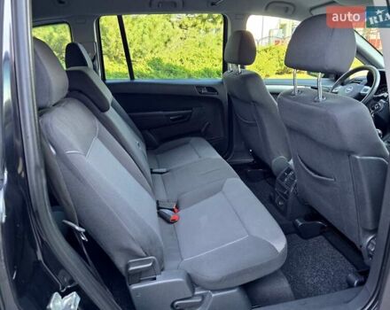 Чорний Опель Зафіра, об'ємом двигуна 1.8 л та пробігом 230 тис. км за 6300 $, фото 78 на Automoto.ua
